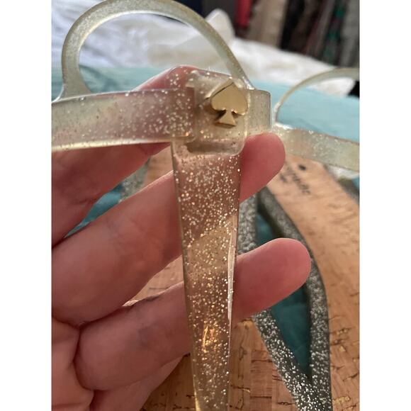 Kate Spade Women's Gold Glitter Jelly Thong Sandals Size 10 - Picture 1 of 7